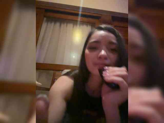 MoanaQliphoth webcam