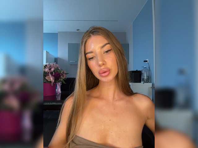 BettyCross webcam