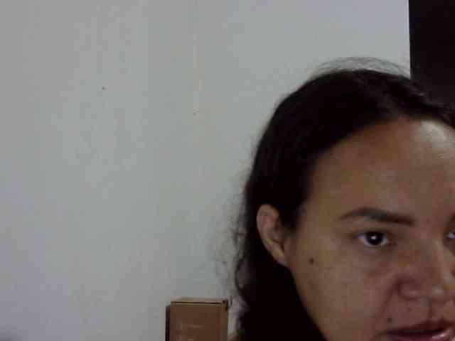 ElizabethMart webcam