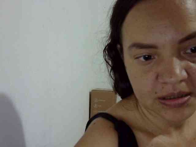 ElizabethMart webcam