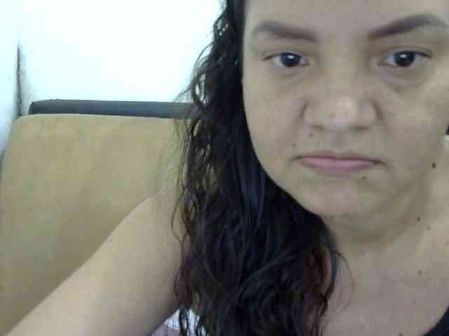 ElizabethMart webcam