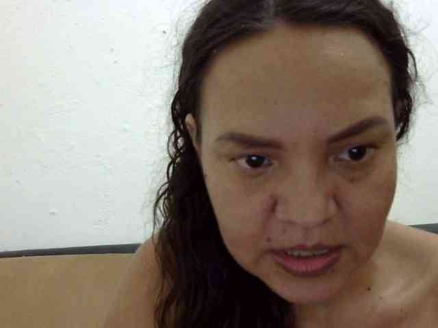ElizabethMart webcam