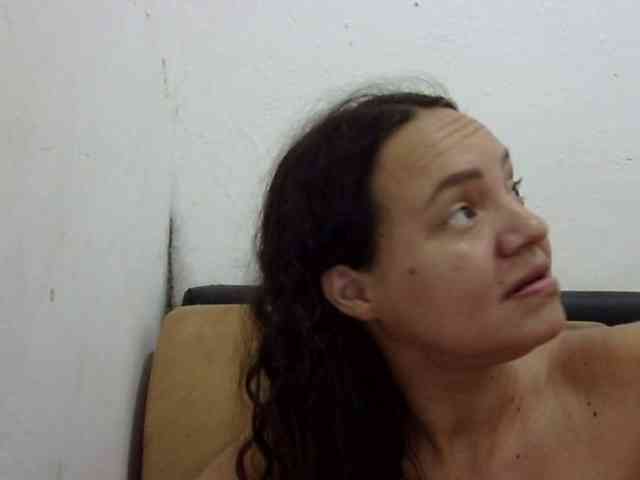 ElizabethMart webcam