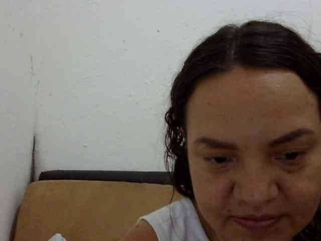 ElizabethMart webcam