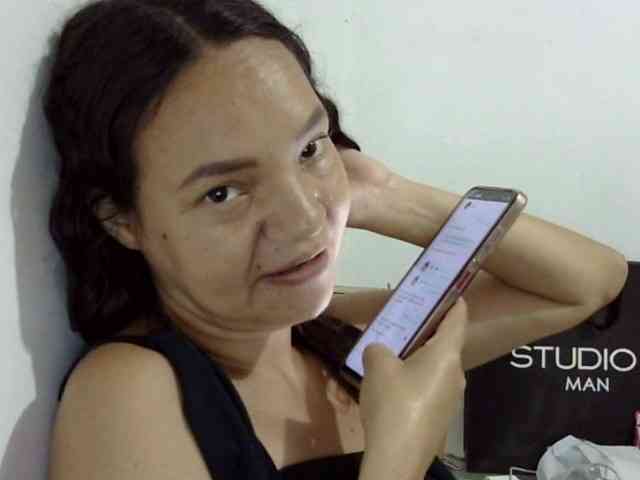 ElizabethMart webcam