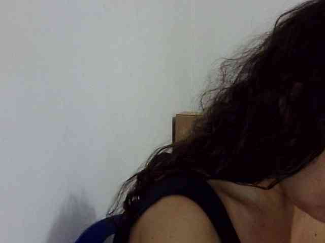 ElizabethMart webcam