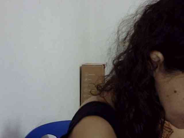 ElizabethMart webcam