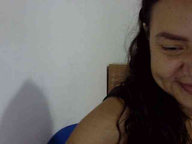 ElizabethMart webcam