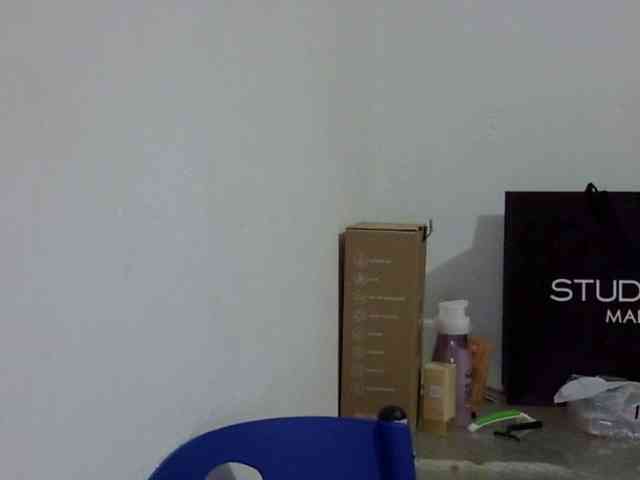 ElizabethMart webcam