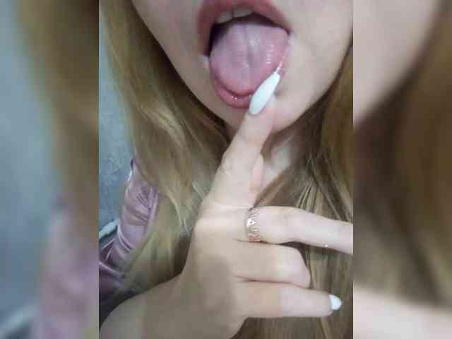 INESSASEXY1 webcam