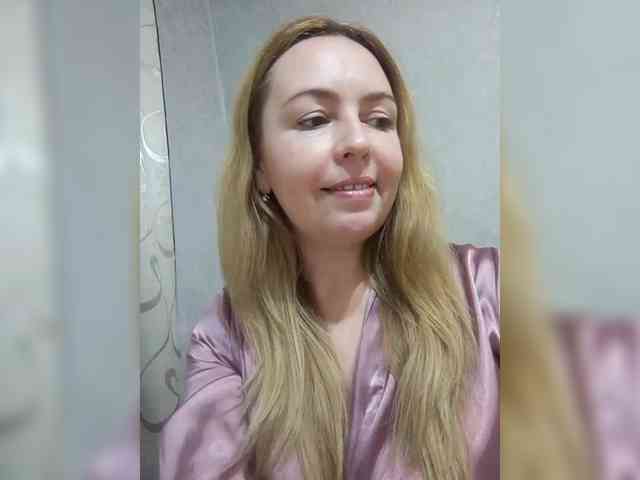 INESSASEXY1 webcam