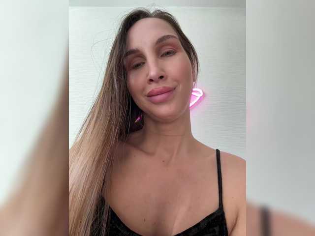 Vai a chattare su HOT_honey HOT_honey