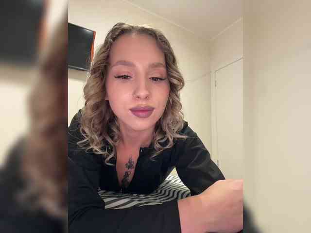 BarbieKoShKa1-1 webcam