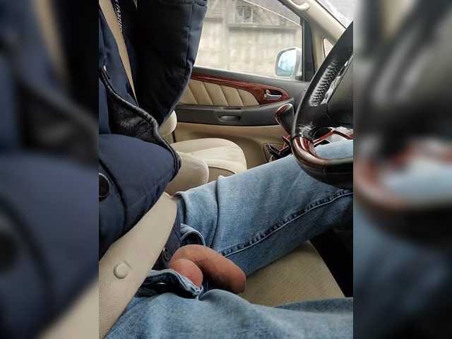 Entra en el chat con el modelo Alex80-201 Alex80-201