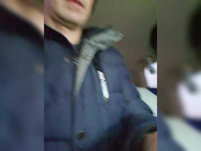 Accedi alla chat con il nickname Alex80-201 Alex80-201