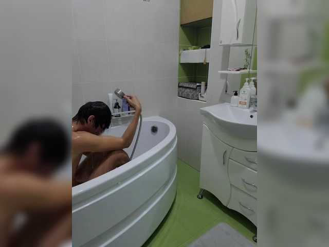 Vai a chattare su Alex80-201 Alex80-201