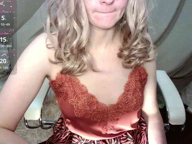 Victoria__Love webcam
