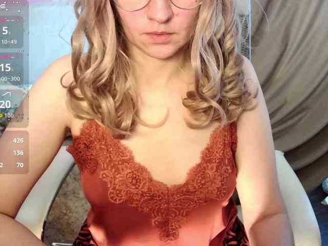 Victoria__Love webcam