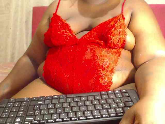 KARLAFREAKK webcam