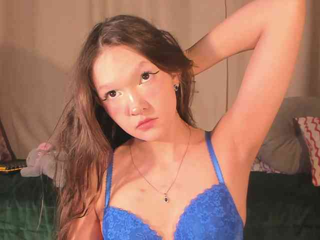 CuteLolly webcam