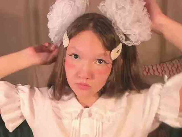 CuteLolly webcam