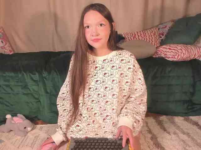 CuteLolly webcam