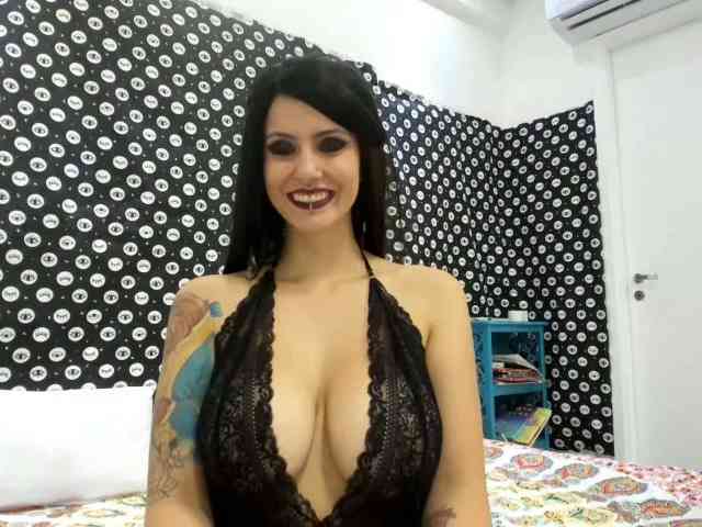 AnaBae36DD webcam