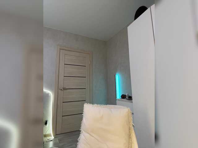 go to chat with Mila-m