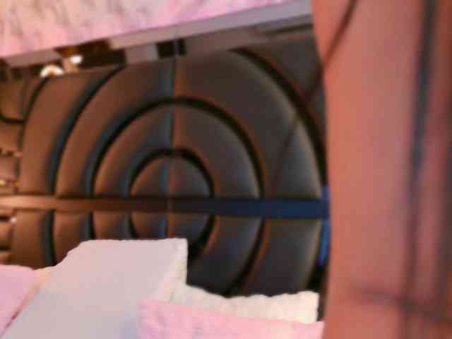 SarahGrey webcam