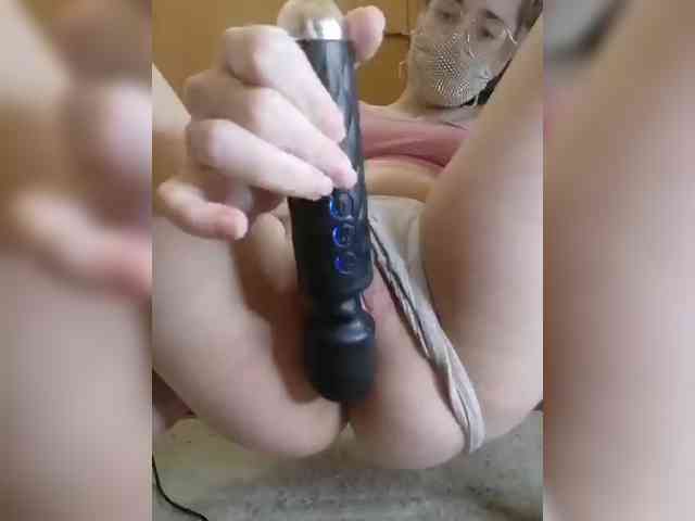 Kroshka-meow webcam