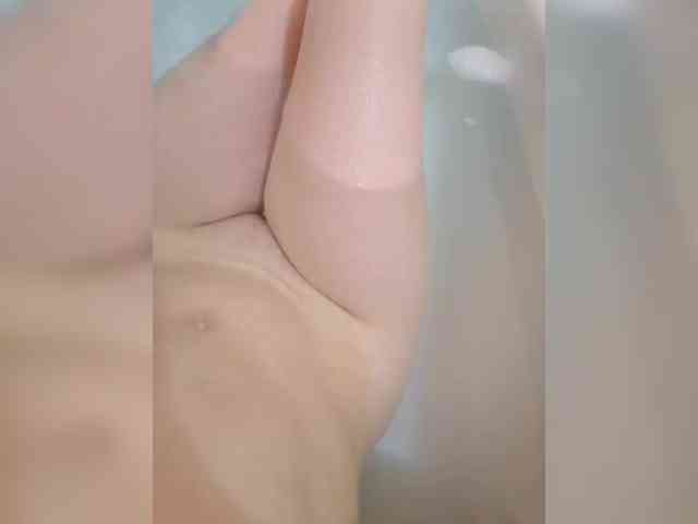 Kroshka-meow webcam