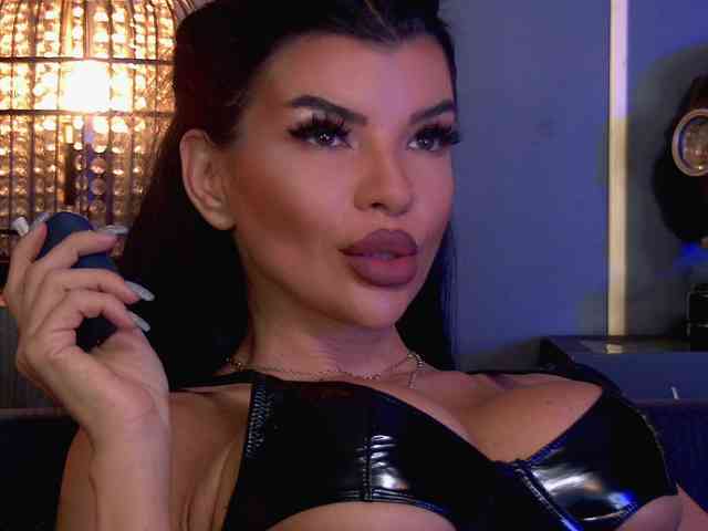EleniaDevons webcam