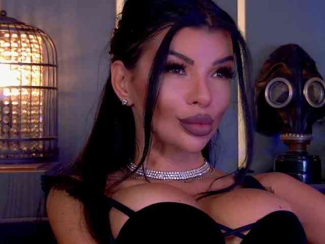 EleniaDevons