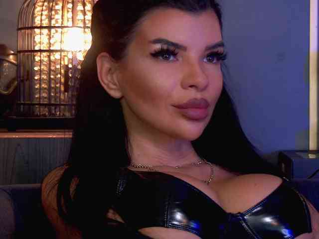 EleniaDevons webcam