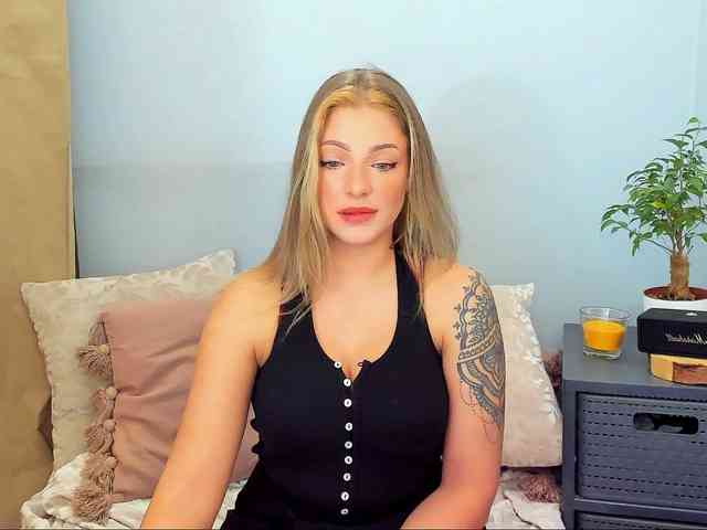 LilyGold webcam