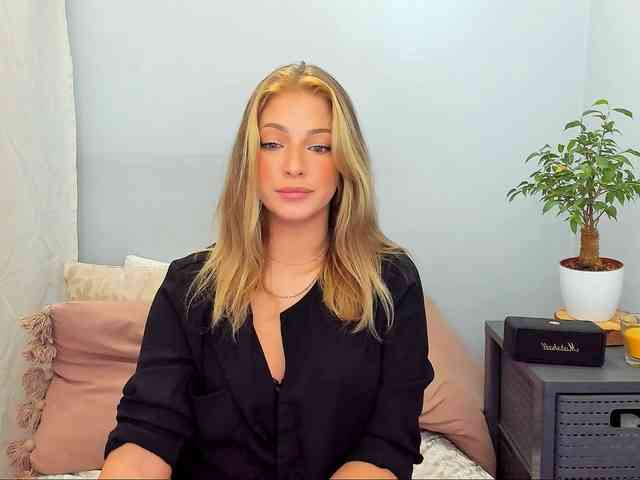 LilyGold webcam