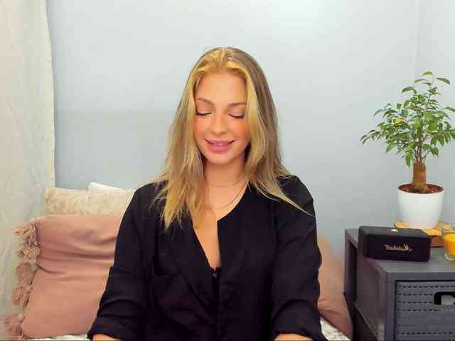 LilyGold webcam