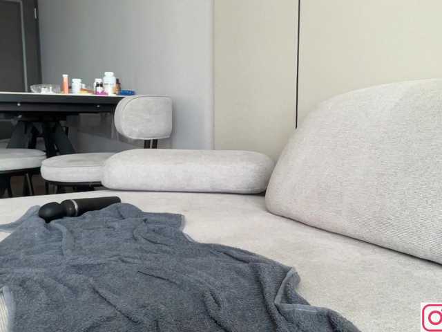 Entra en el chat con el modelo diffgirls1-1 diffgirls1-1