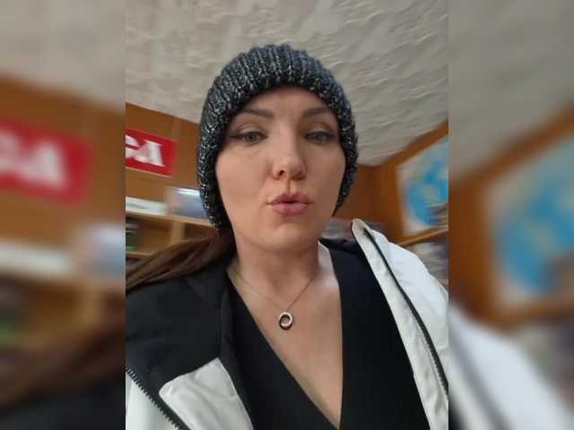 Accedi alla chat con il nickname DIVORA DIVORA