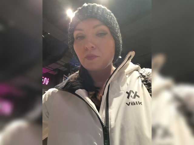 Gratis Live Sexcam mit DIVORA DIVORA