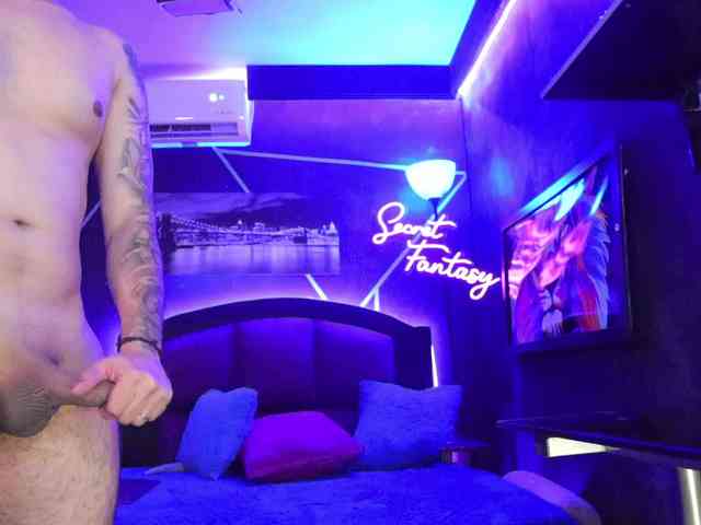 KikiandMax webcam