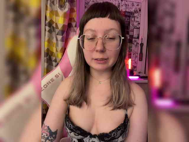 henby_streams webcam