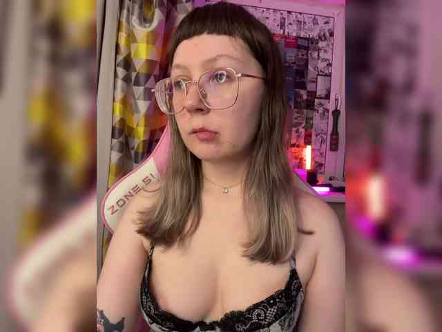 henby_streams webcam