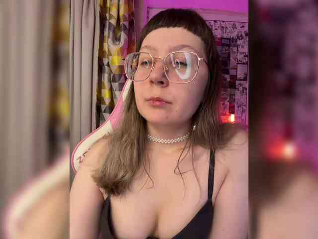 henby_streams webcam