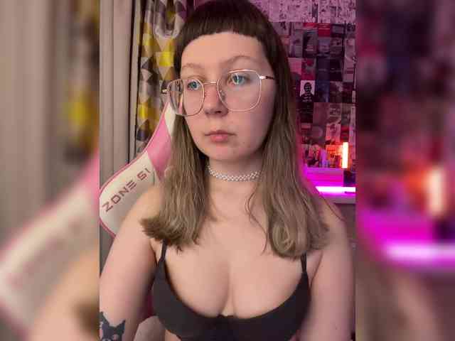 henby_streams webcam