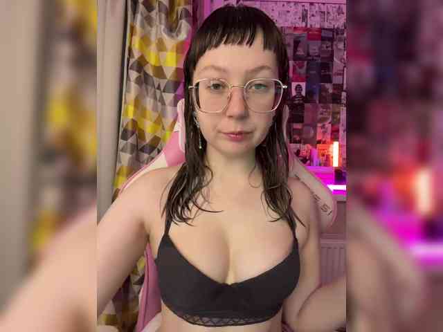 henby_streams webcam