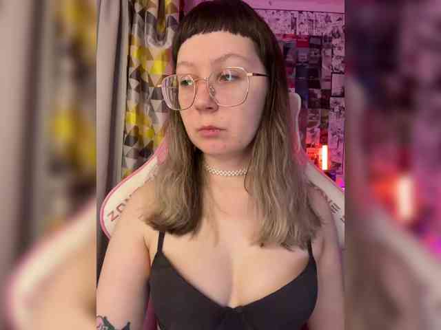 henby_streams webcam