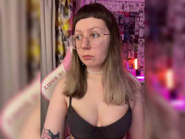 henby_streams webcam