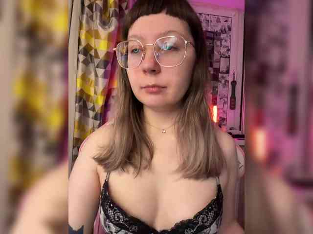 henby_streams webcam