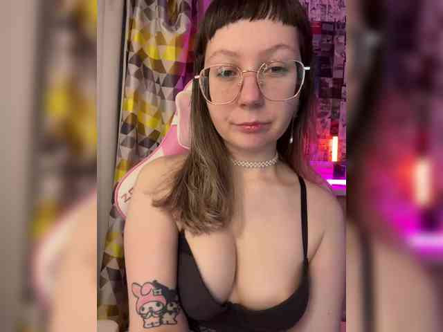 henby_streams webcam